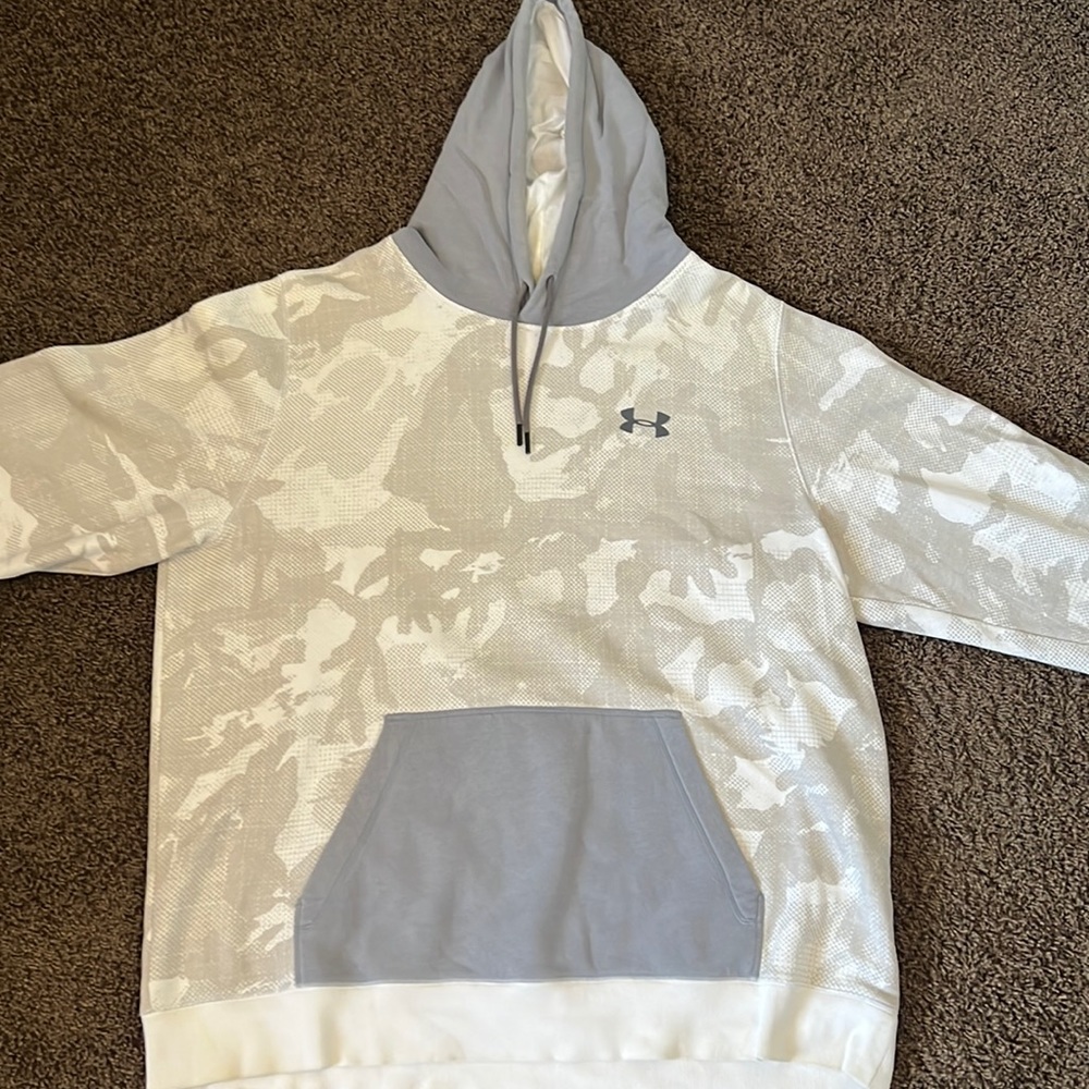 Under Armour Hoodie